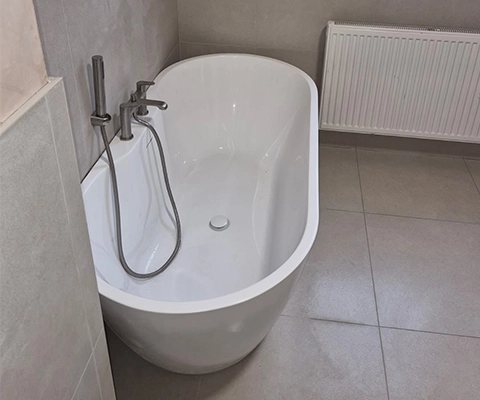 Family Bath in Rochester